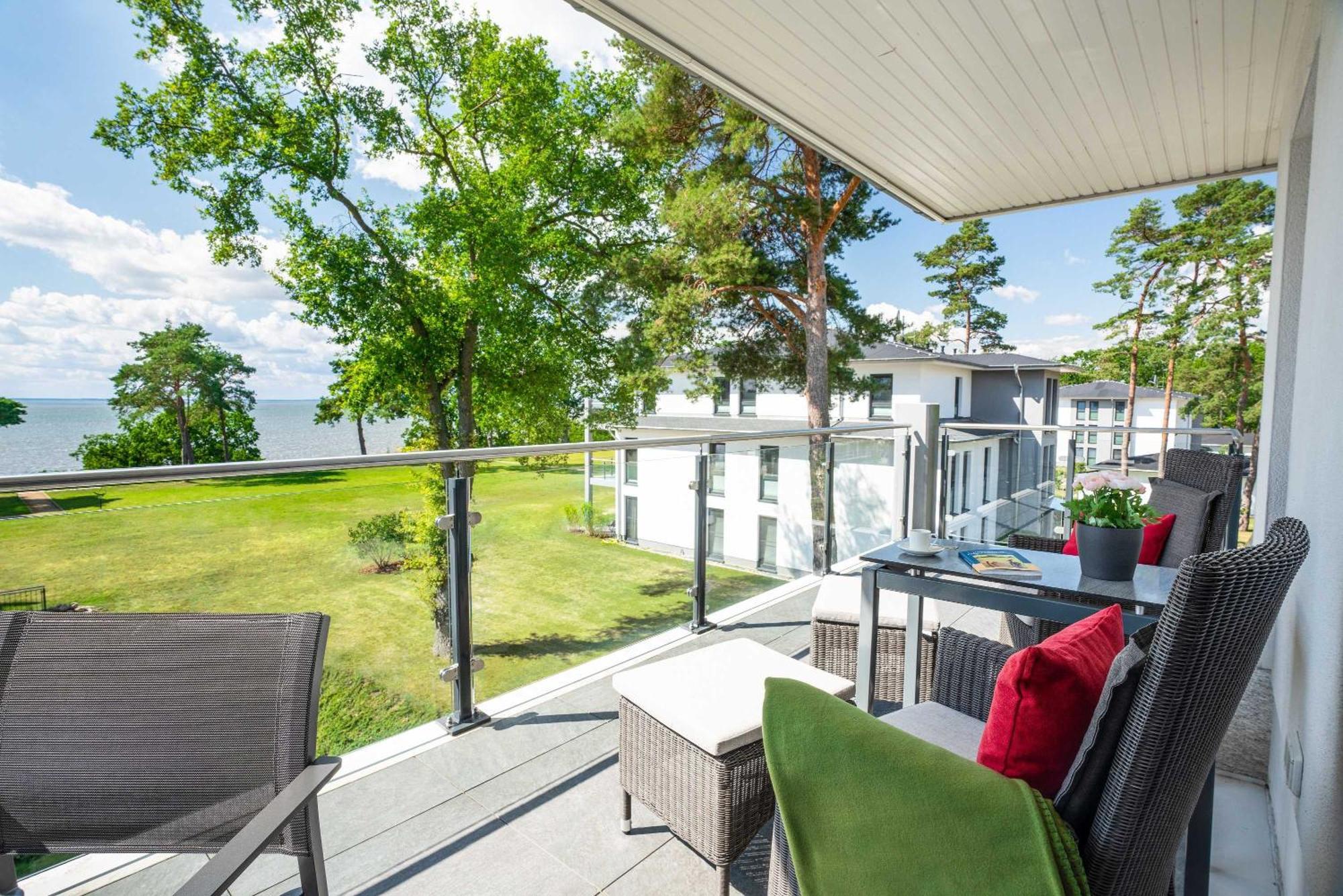 Appartement "Traumzeit" Mit Penthouseflair - Oase Am Haff Garz  Room photo